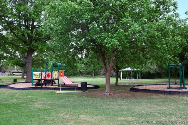 1117 W Atlanta Court, Broken Arrow, OK 74012