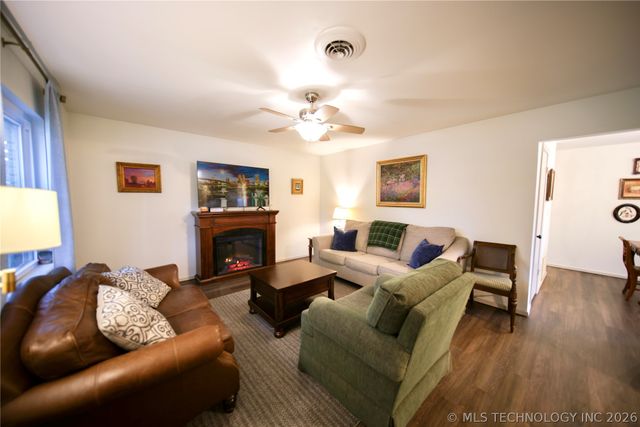 1117 W Atlanta Court, Broken Arrow, OK 74012