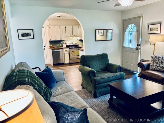 1117 W Atlanta Court, Broken Arrow, OK 74012