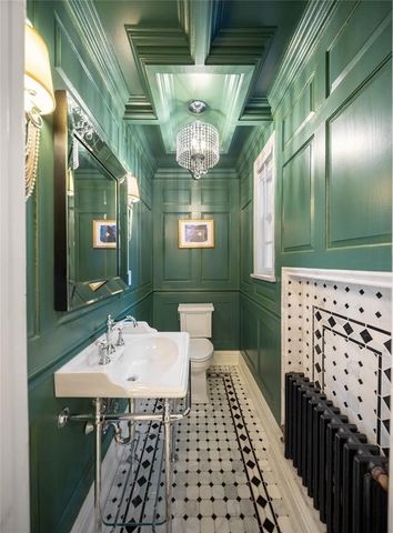 3545 Lincoln Place Drive, Des Moines, IA 50312