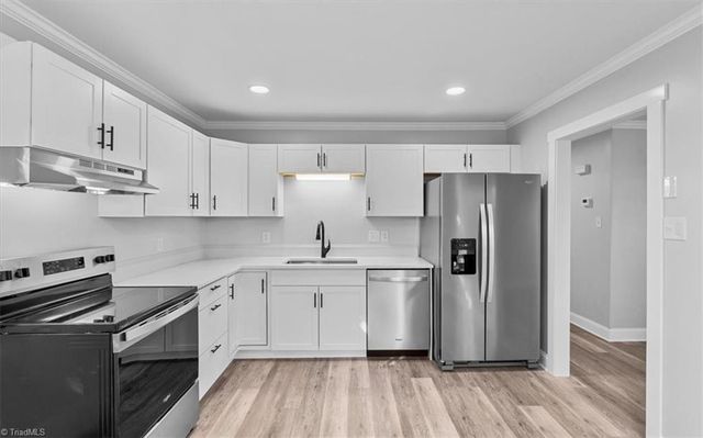 1501 Earl Drive, Greensboro, NC 27406