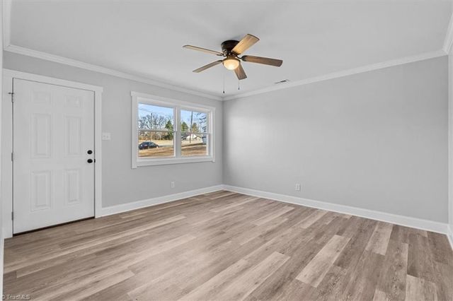 1501 Earl Drive, Greensboro, NC 27406