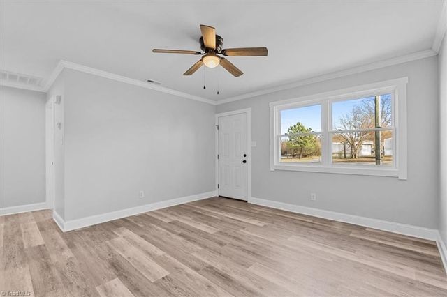 1501 Earl Drive, Greensboro, NC 27406