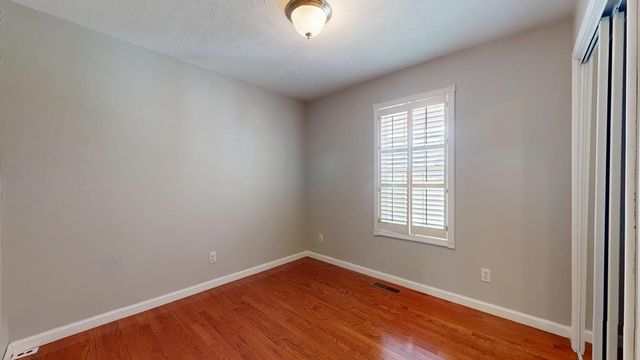 826 Boatman Rd, Cookeville, TN 38506