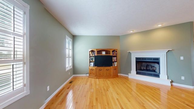826 Boatman Rd, Cookeville, TN 38506