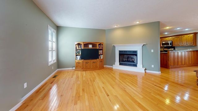 826 Boatman Rd, Cookeville, TN 38506