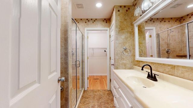 826 Boatman Rd, Cookeville, TN 38506