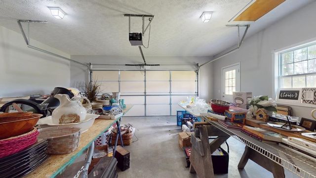 826 Boatman Rd, Cookeville, TN 38506