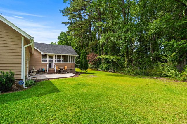 4935 Meadow St., Loris, SC 29569