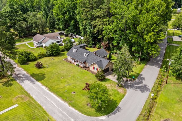 4935 Meadow St., Loris, SC 29569