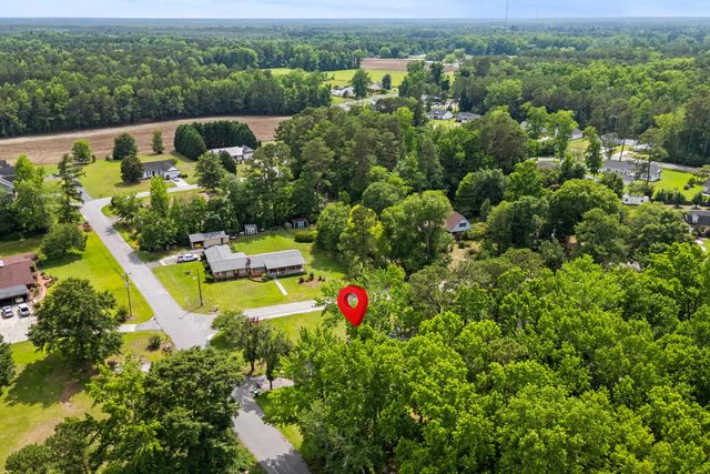 4935 Meadow St., Loris, SC 29569