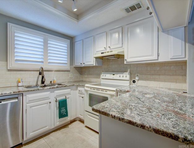 160 Long Island Bay Apt 48, Hot Springs, AR 71913