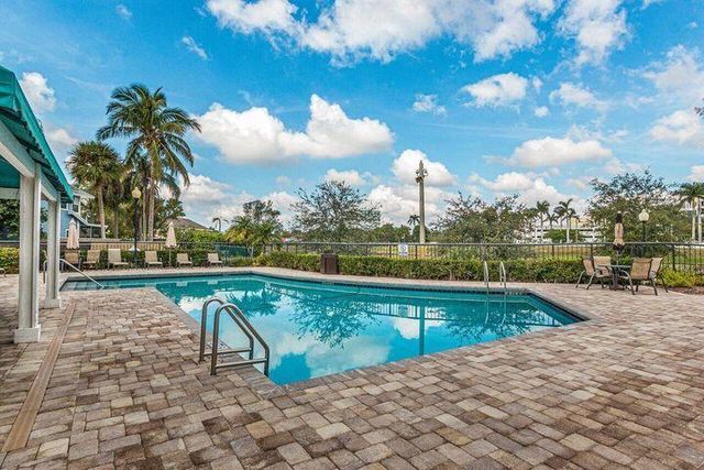 5387 GRAND PARK Place, Boca Raton, FL 33486
