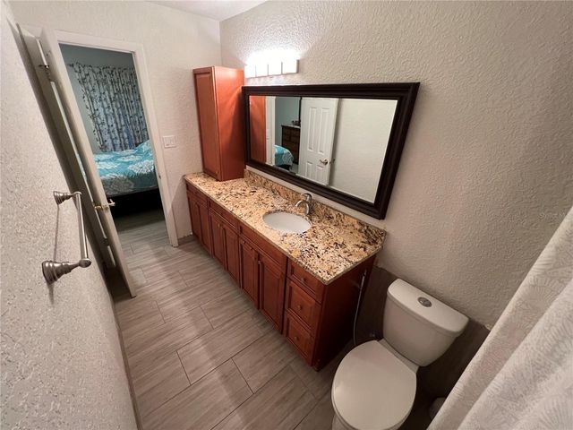 5587 DEVONBRIAR WAY J105, Orlando, FL 32822