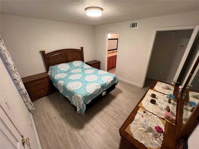 5587 DEVONBRIAR WAY J105, Orlando, FL 32822