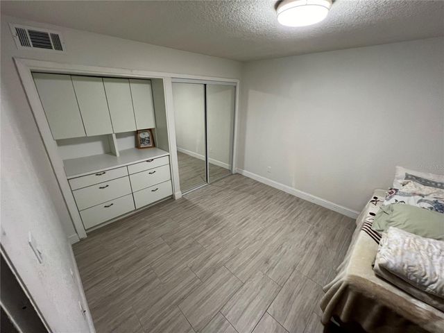 5587 DEVONBRIAR WAY J105, Orlando, FL 32822