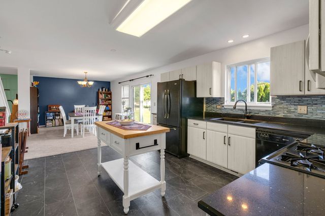 9507 Prairie Edge Road, Wonder Lake, IL 60097