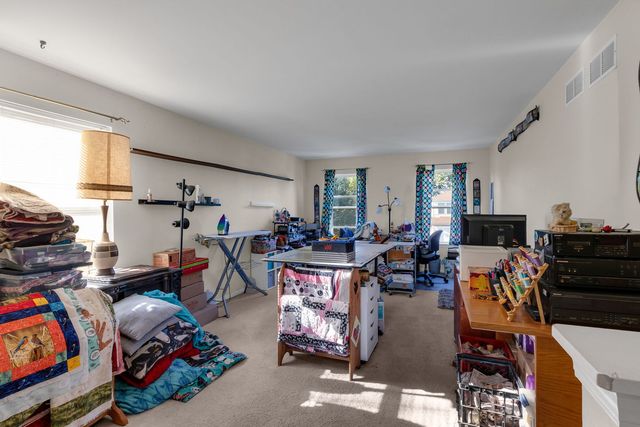 9507 Prairie Edge Road, Wonder Lake, IL 60097