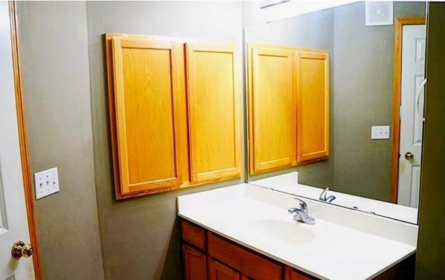 2332 Eagle Trace Lane, Woodbury, MN 55129