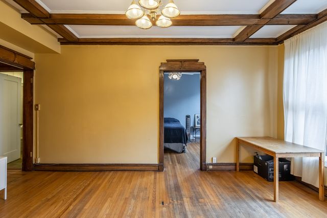 945 E Hyde Park Boulevard 3, Chicago, IL 60615