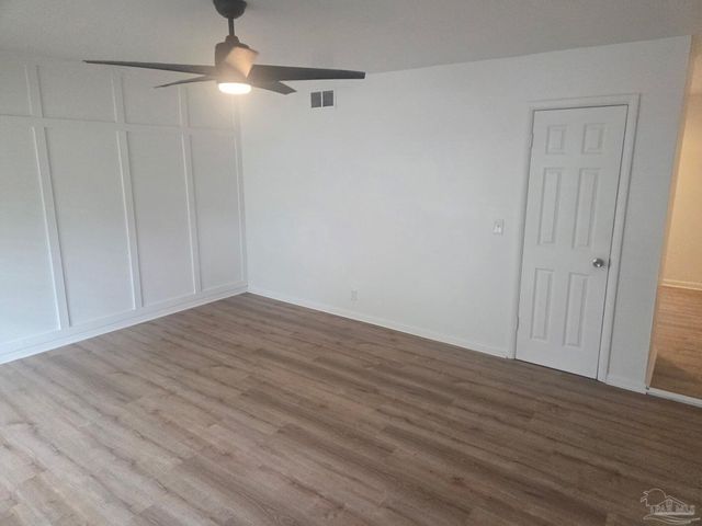 6011 Greenwood Ln, Pensacola, FL 32504