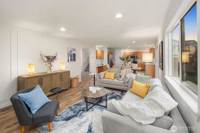 1211 176th Place SW, Lynnwood, WA 98037