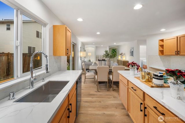 1211 176th Place SW, Lynnwood, WA 98037