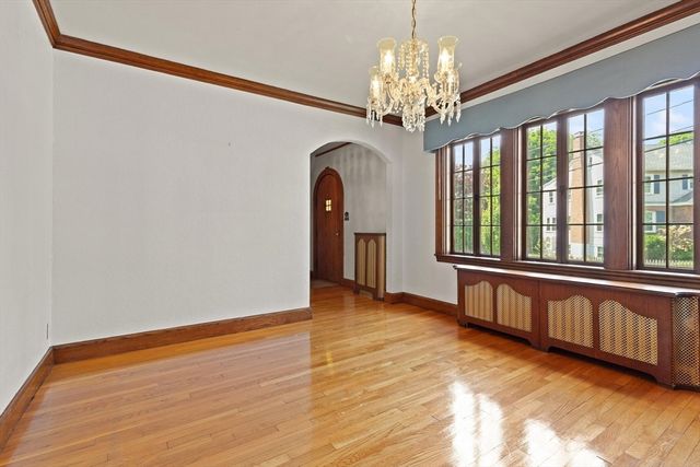 9 Mayfield Rd, Belmont, MA 02478