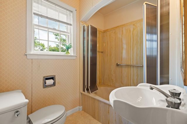 9 Mayfield Rd, Belmont, MA 02478