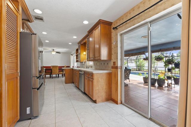 766 SW Byron Street, Port St. Lucie, FL 34983