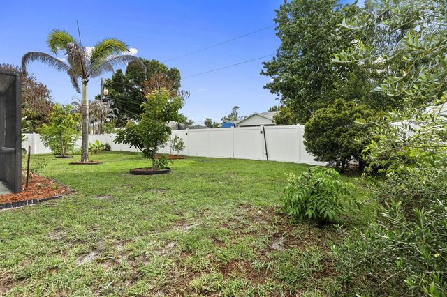 766 SW Byron Street, Port St. Lucie, FL 34983