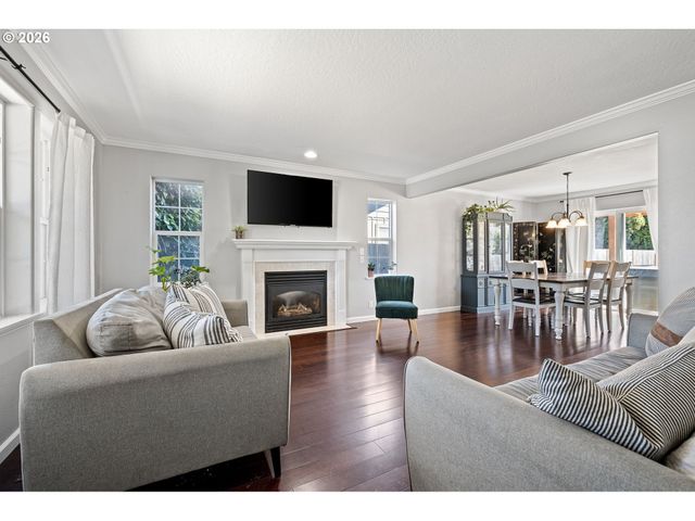 6030 ST HELENA St, Eugene, OR 97402