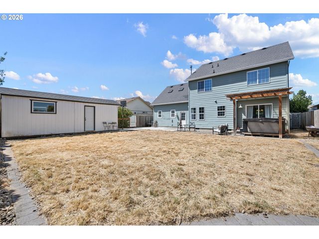 6030 ST HELENA St, Eugene, OR 97402