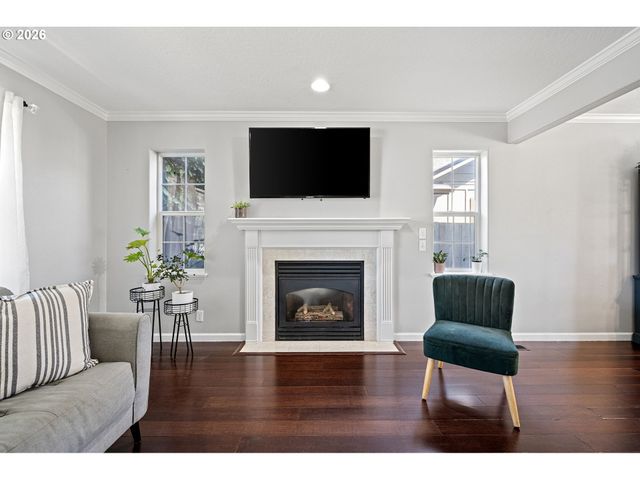 6030 ST HELENA St, Eugene, OR 97402