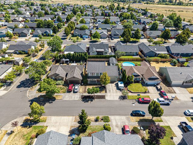 6030 ST HELENA St, Eugene, OR 97402