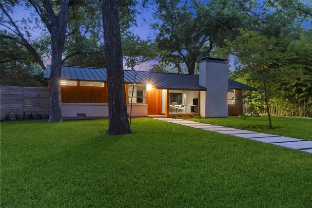 8571 Eustis Avenue, Dallas, TX 75218