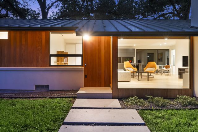 8571 Eustis Avenue, Dallas, TX 75218