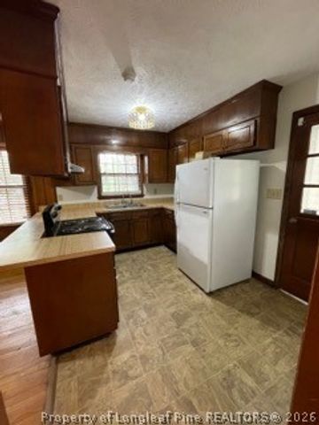 395 N Gaines Street, Southern Pines, NC 28387