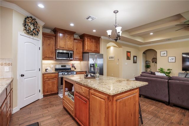 7350 Allman Dr, Corpus Christi, TX 78414