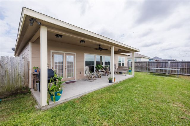 7350 Allman Dr, Corpus Christi, TX 78414