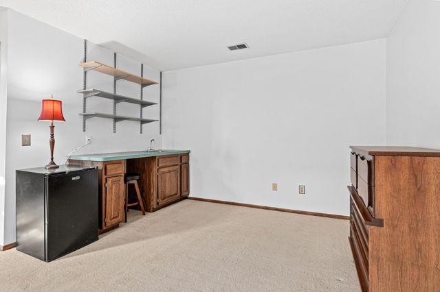 11791 88th Avenue N, Maple Grove, MN 55369
