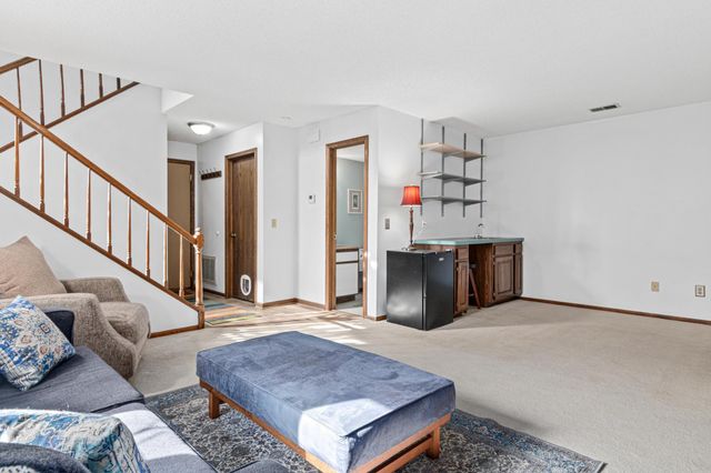 11791 88th Avenue N, Maple Grove, MN 55369