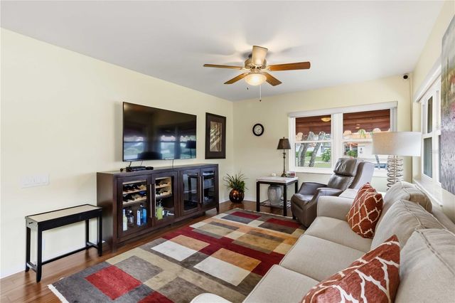 4712 PERIDIA BOULEVARD E, Bradenton, FL 34203
