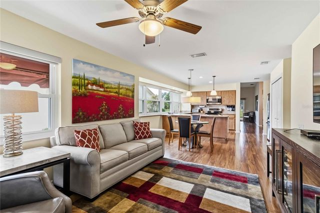 4712 PERIDIA BOULEVARD E, Bradenton, FL 34203