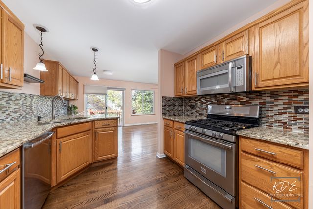 21302 W Monterrey Drive, Plainfield, IL 60544