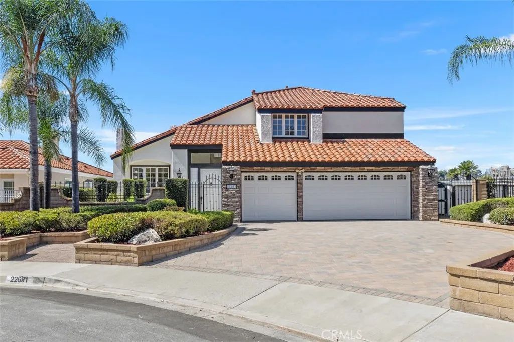 22691 Lajares, Mission Viejo, CA 92692