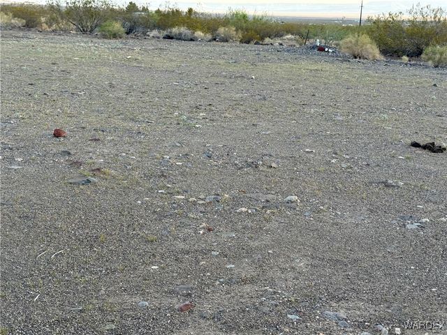 3834 Collins Drive, Golden Valley, AZ 86413