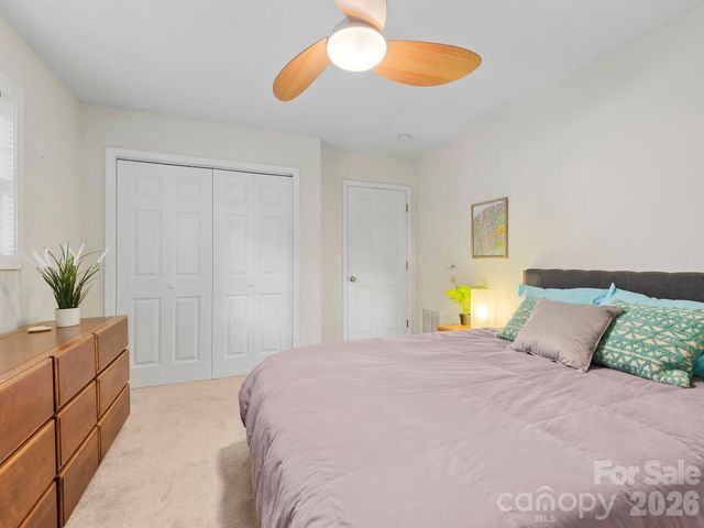 16 Jefferson Drive, Asheville, NC 28801