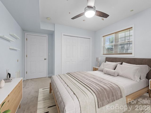 16 Jefferson Drive, Asheville, NC 28801