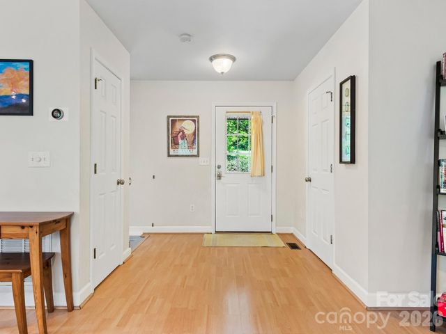16 Jefferson Drive, Asheville, NC 28801